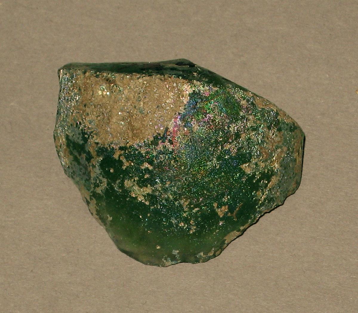 1972.0473.046 Glass fragment