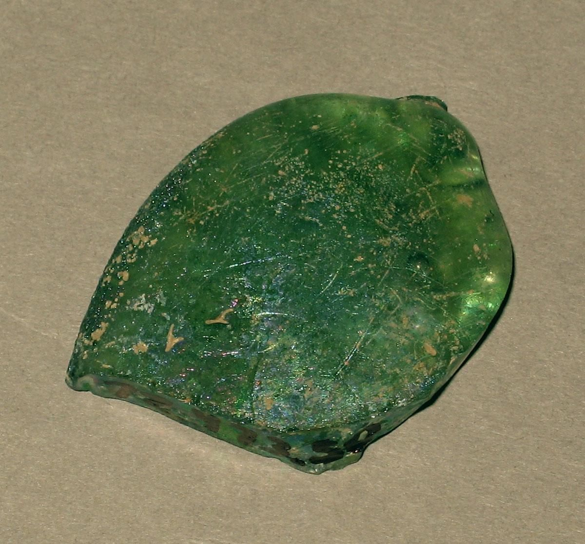 1972.0473.050 Glass fragment