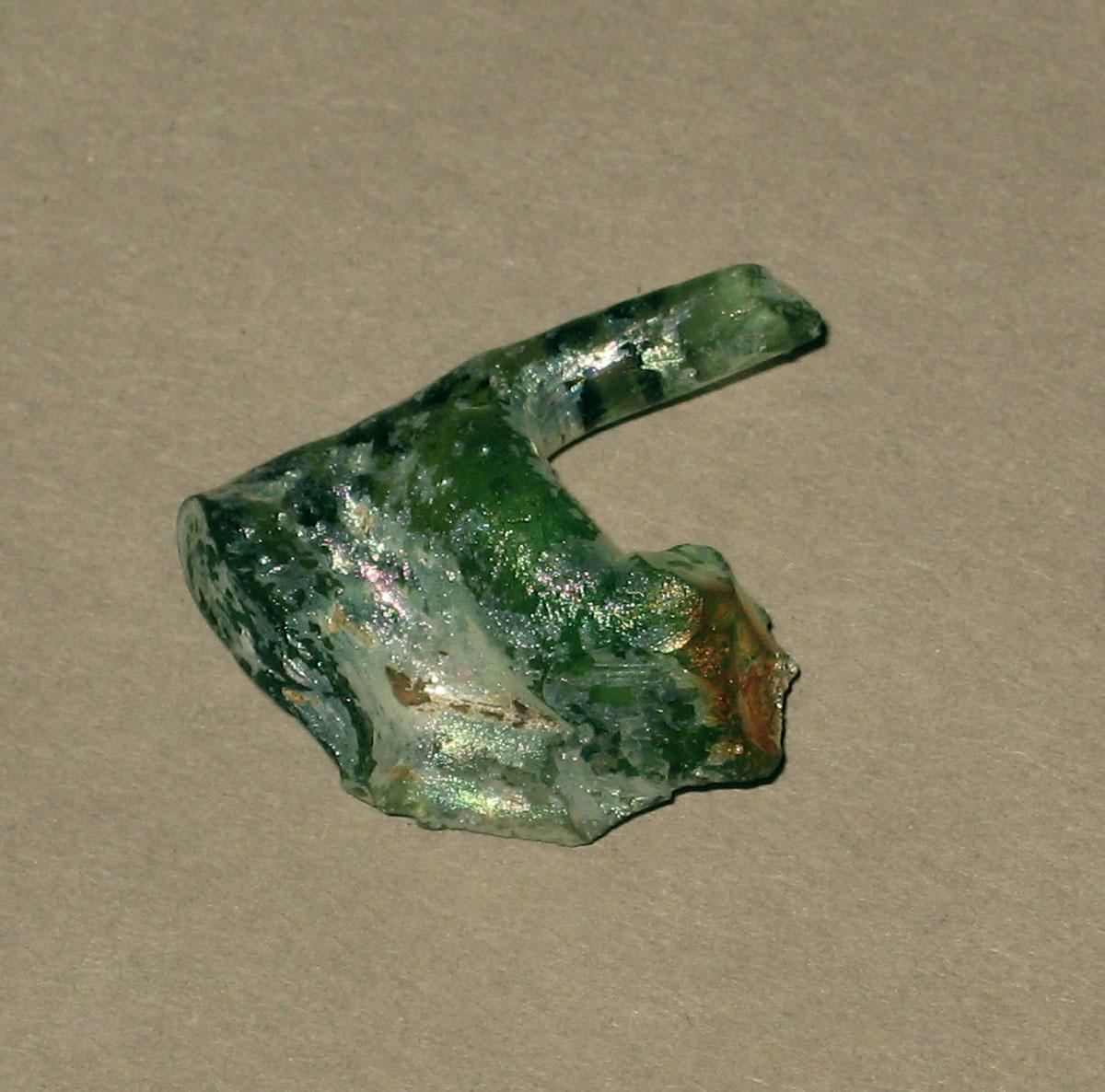 1972.0473.067 Glass fragment