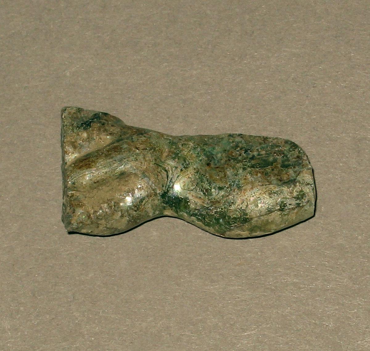 1972.0473.069 Glass fragment