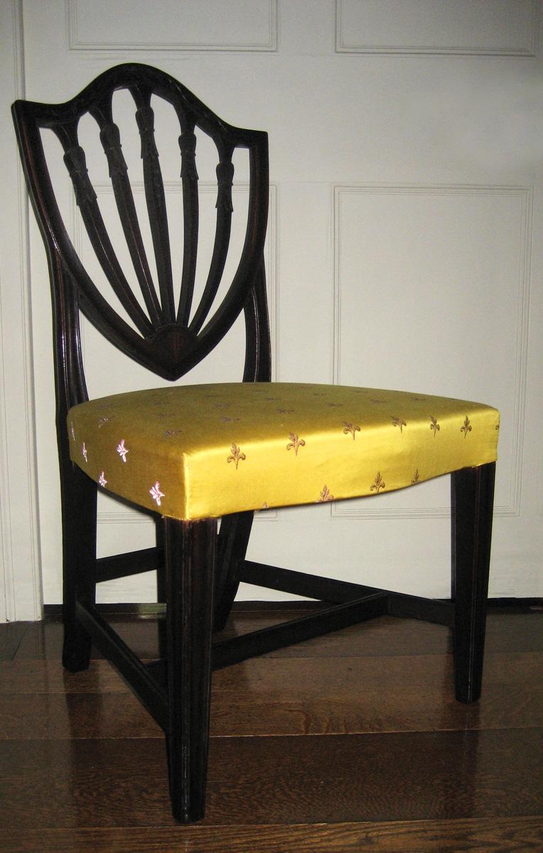 1957.0906.002 Chair view 1