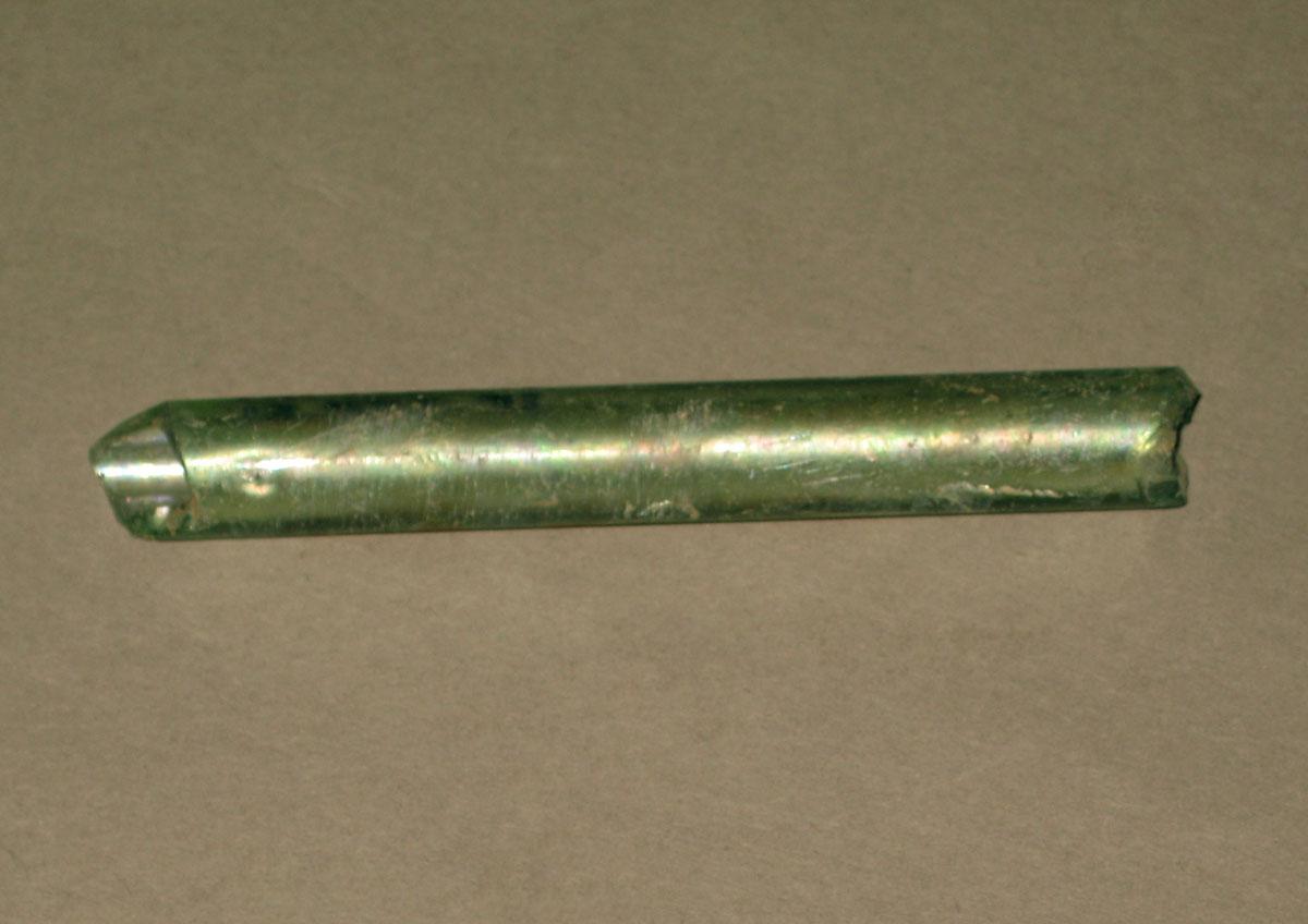 1972.0473.090 Glass fragment