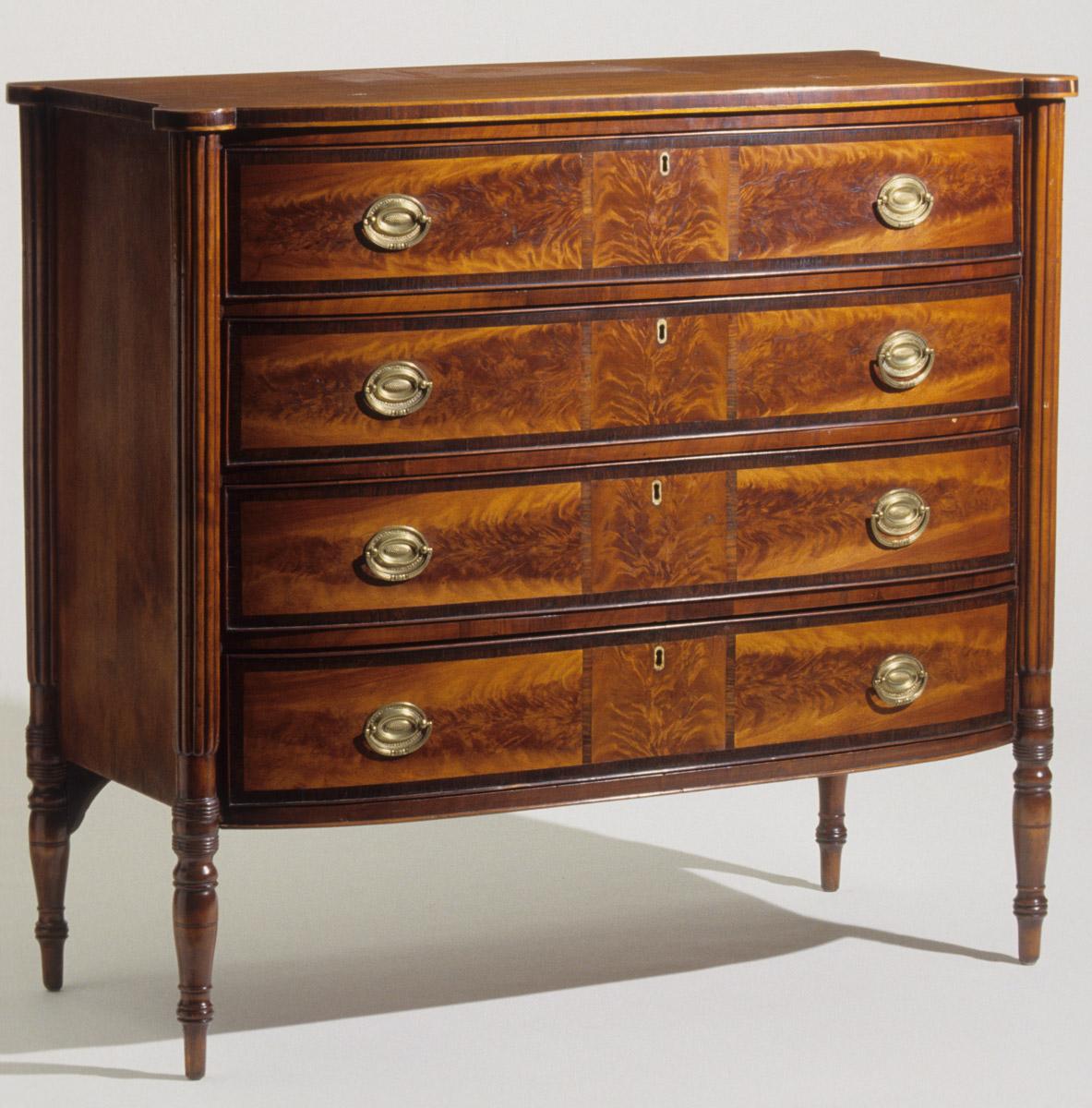 1957.0907 Chest of drawers