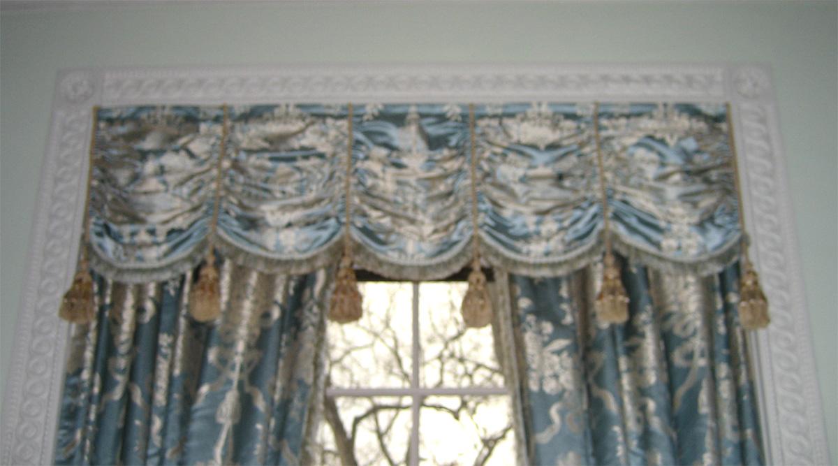 1972.0516 valance