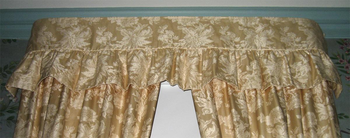 1972.0521 C Valance