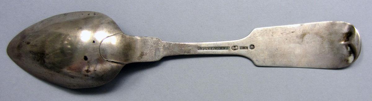1973.0007 Spoon underside