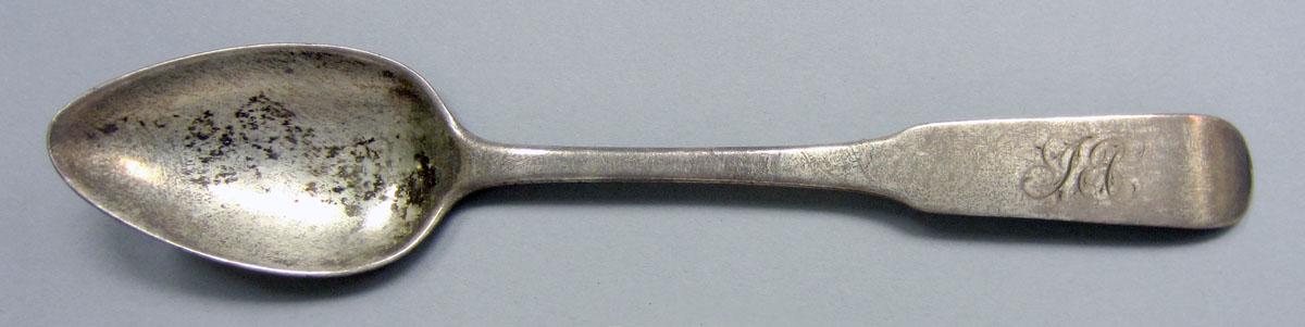 1973.0011 Teapoon upper surface