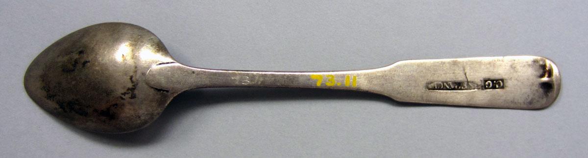1973.0011 Teapoon underside