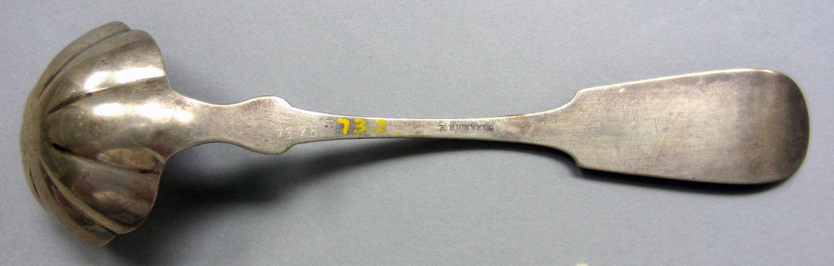 1973.0028 Ladle underside