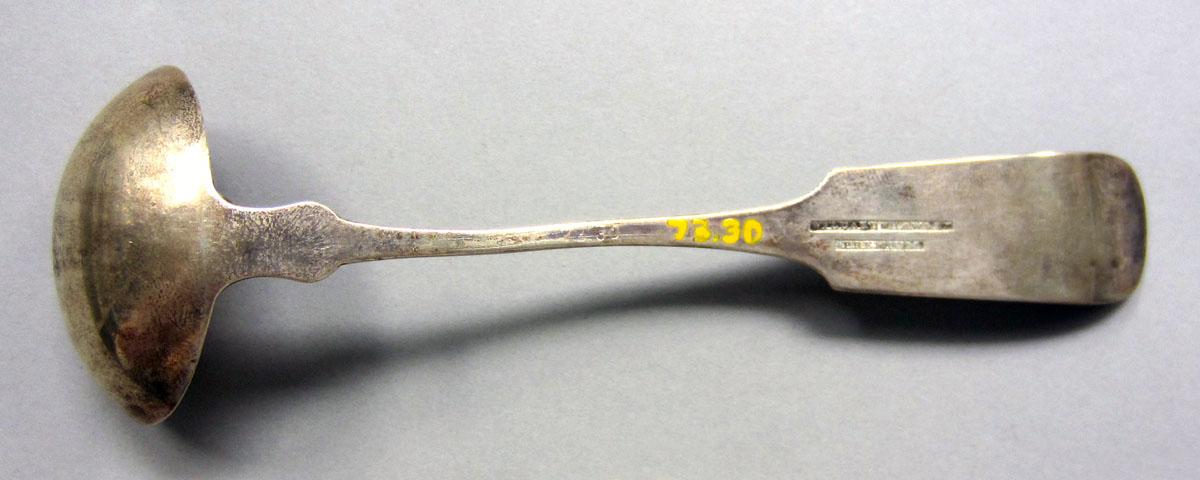 1973.0030 Ladle underside