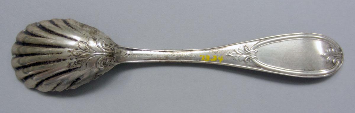 1973.0034 Spoon underside