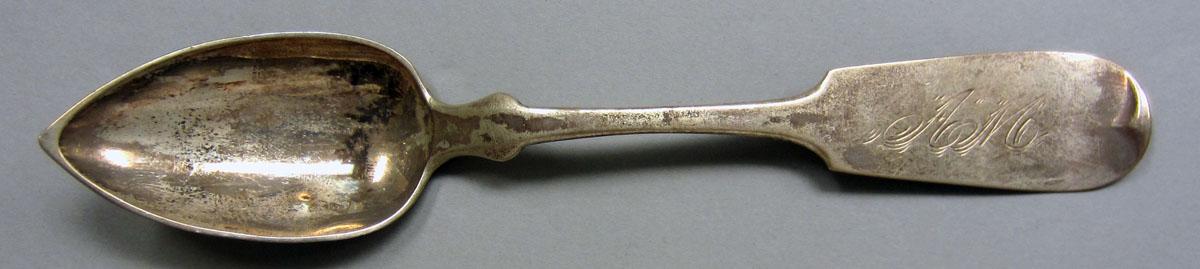 1973.0051 Teaspoon upper surface