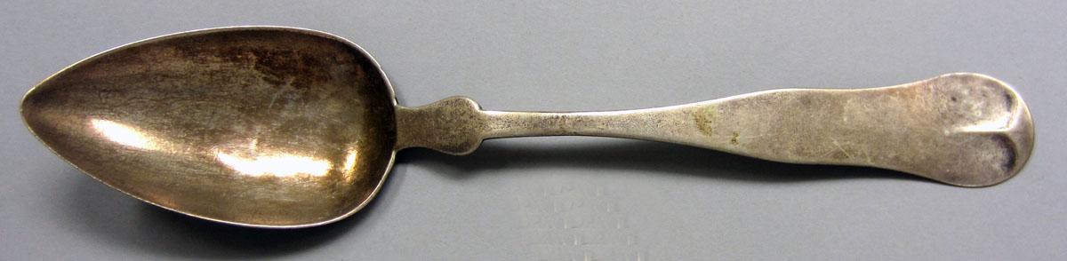 1973.0073 Tablespoon upper surface
