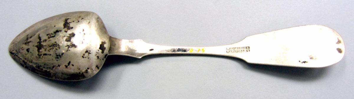 1973.0075 Tablespoon underside