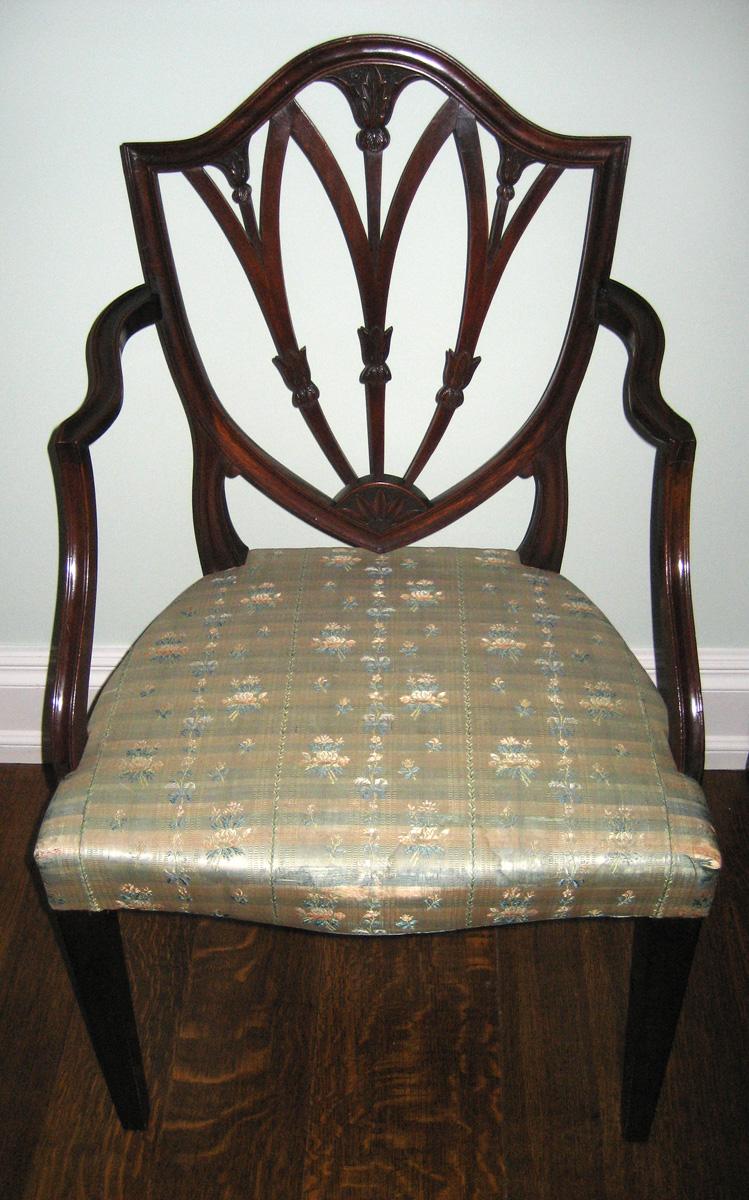 1957.0923.001 chair view 2
