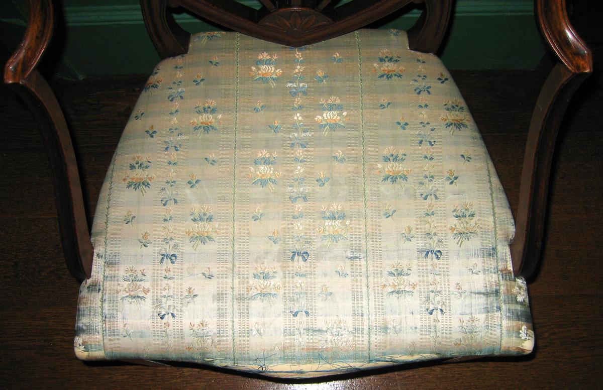 1957.0923.003 Chair view 3