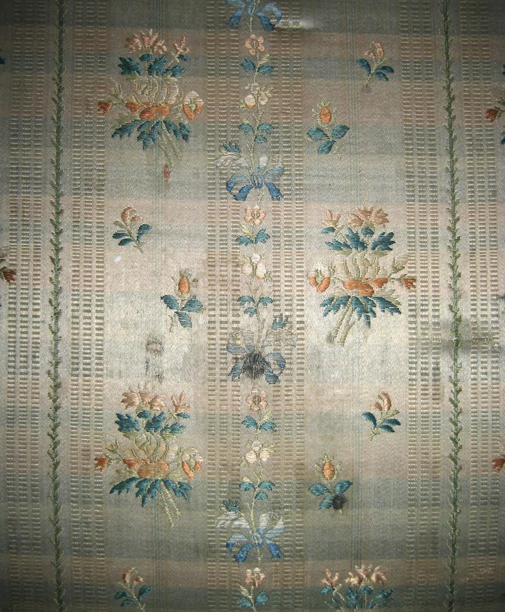 1957.0929 detail