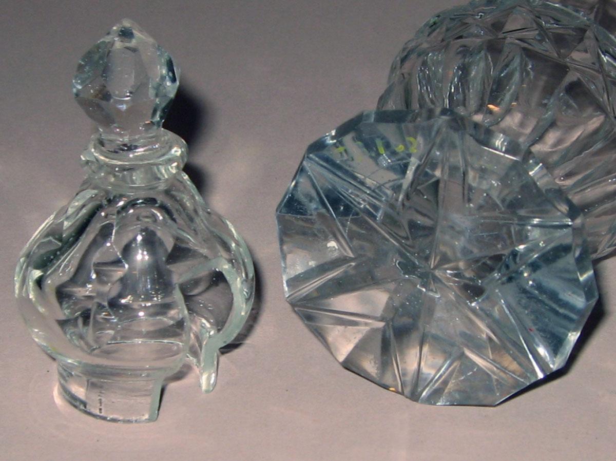 1973.0162 A, B Glass mustard jar (detail)
