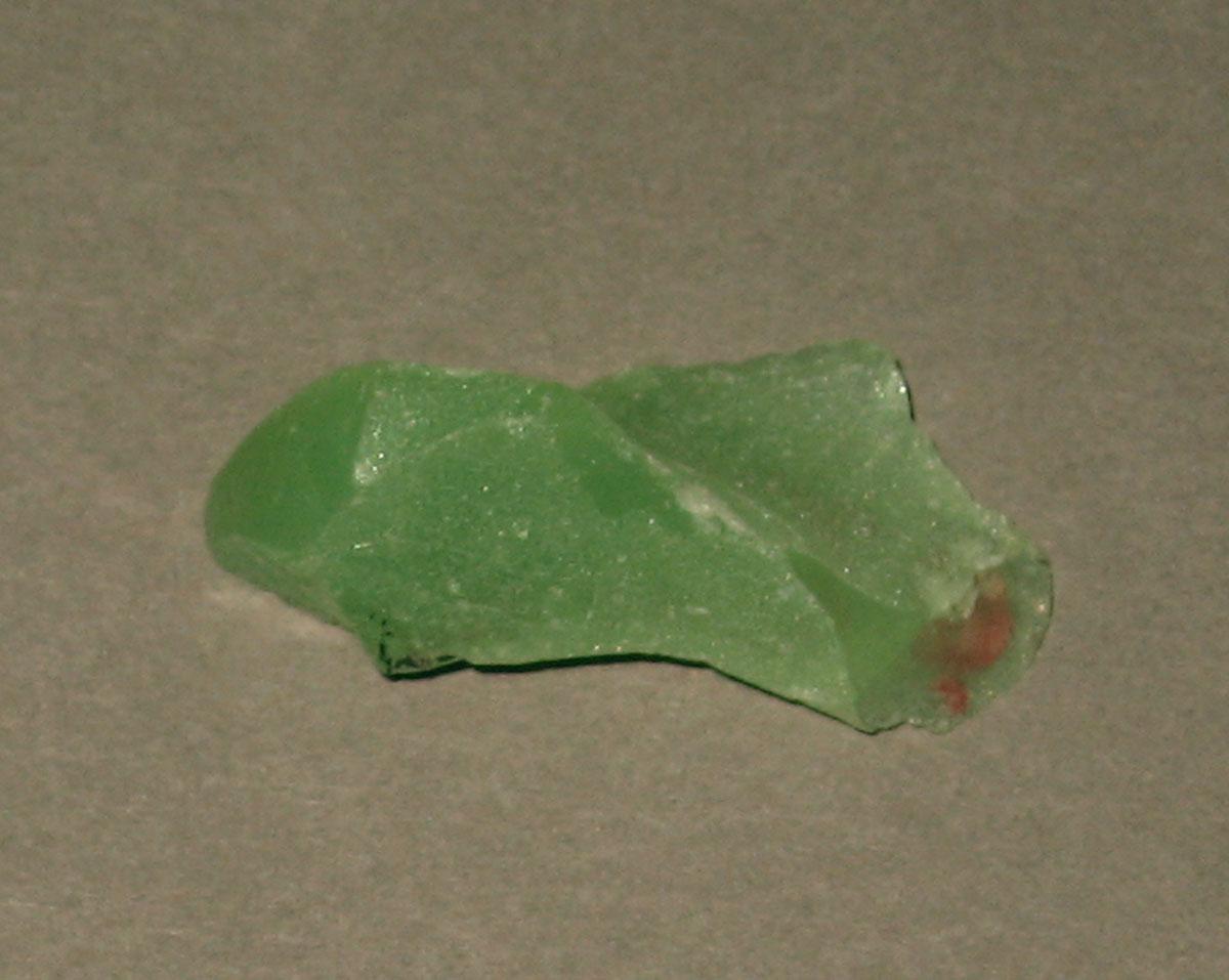1973.0163.005 Glass fragment
