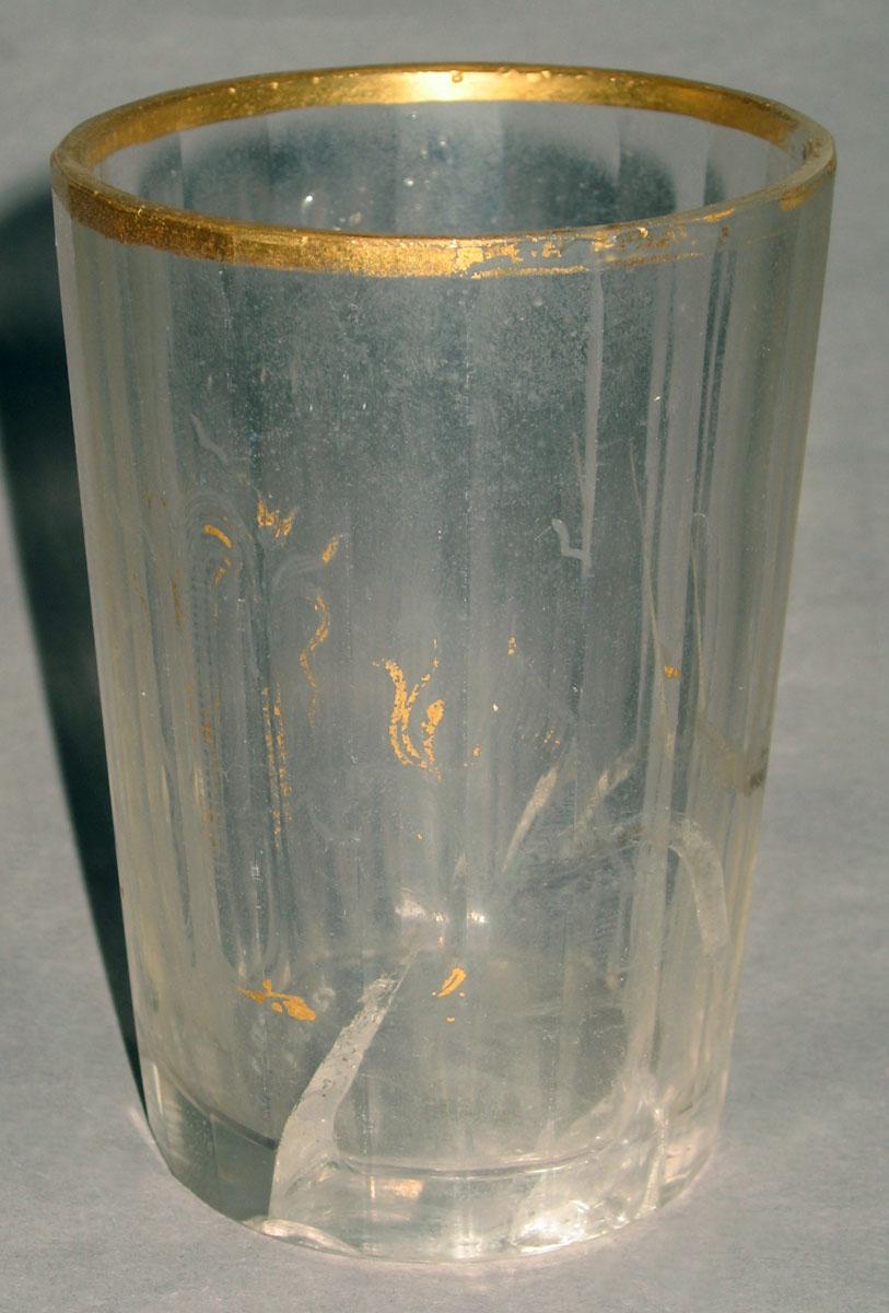 1973.0231.004 Glass tumbler