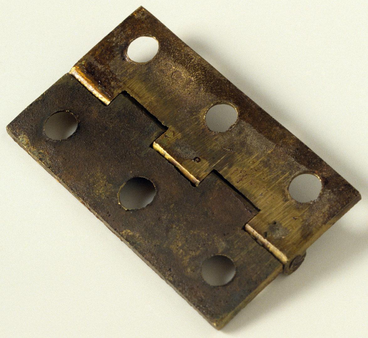 1957.0945 Hinge