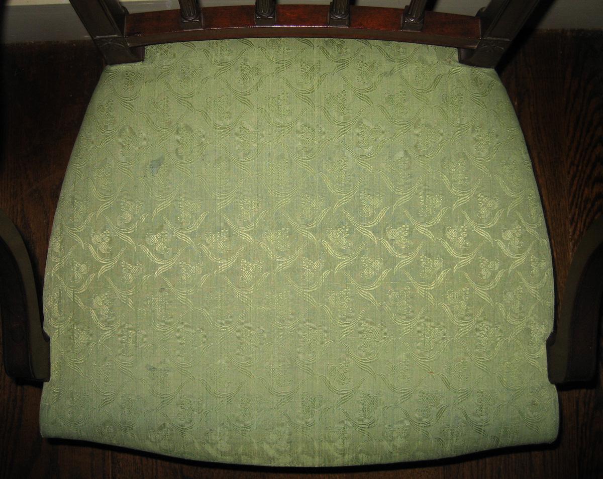 1957.0949 Chair seat detail