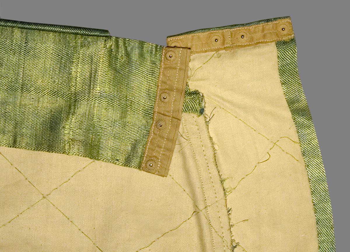 1969.8429 Slip Cover, Attachment Detail
