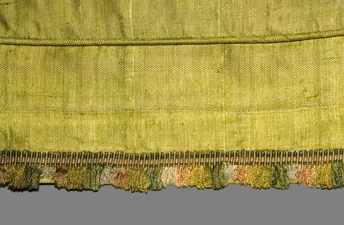 1969.8427 Slip Cover, Edge Detail