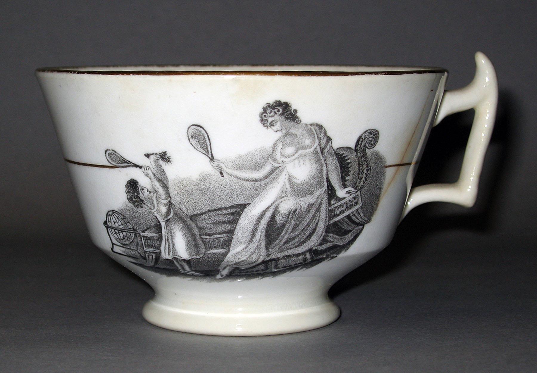 1973.0289.006 Porcelain tea cup