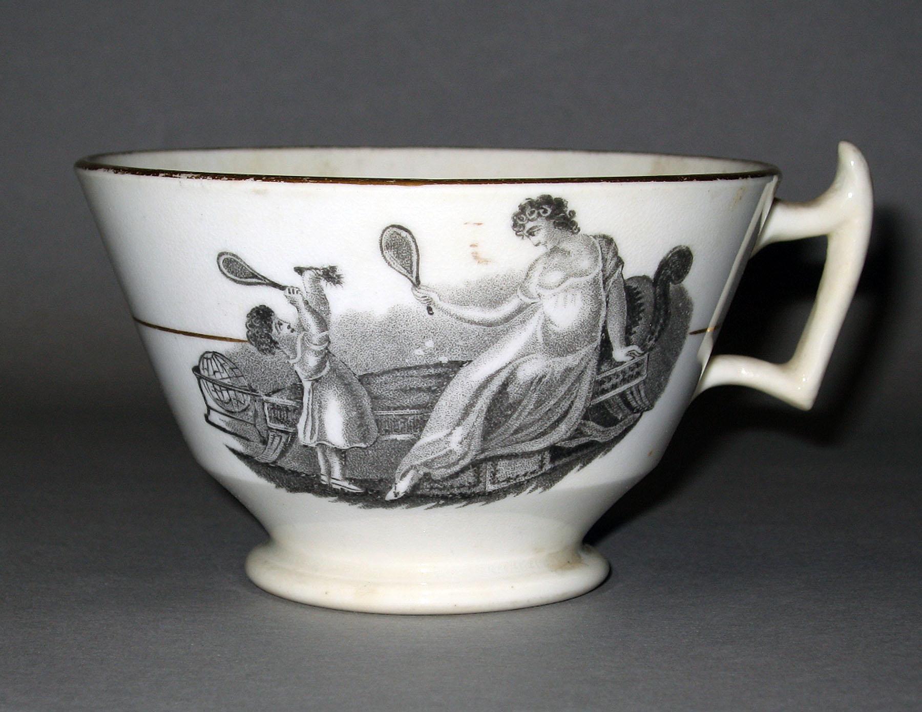 1973.0289.008 Porcelain tea cup