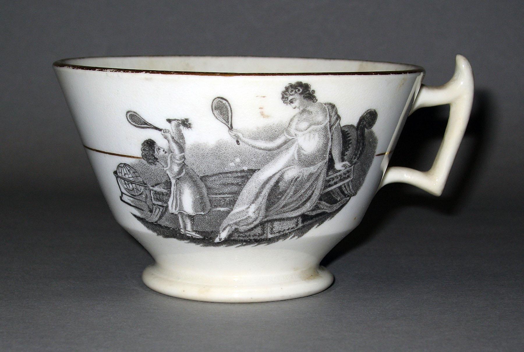1973.0289.009 Porcelain tea cup