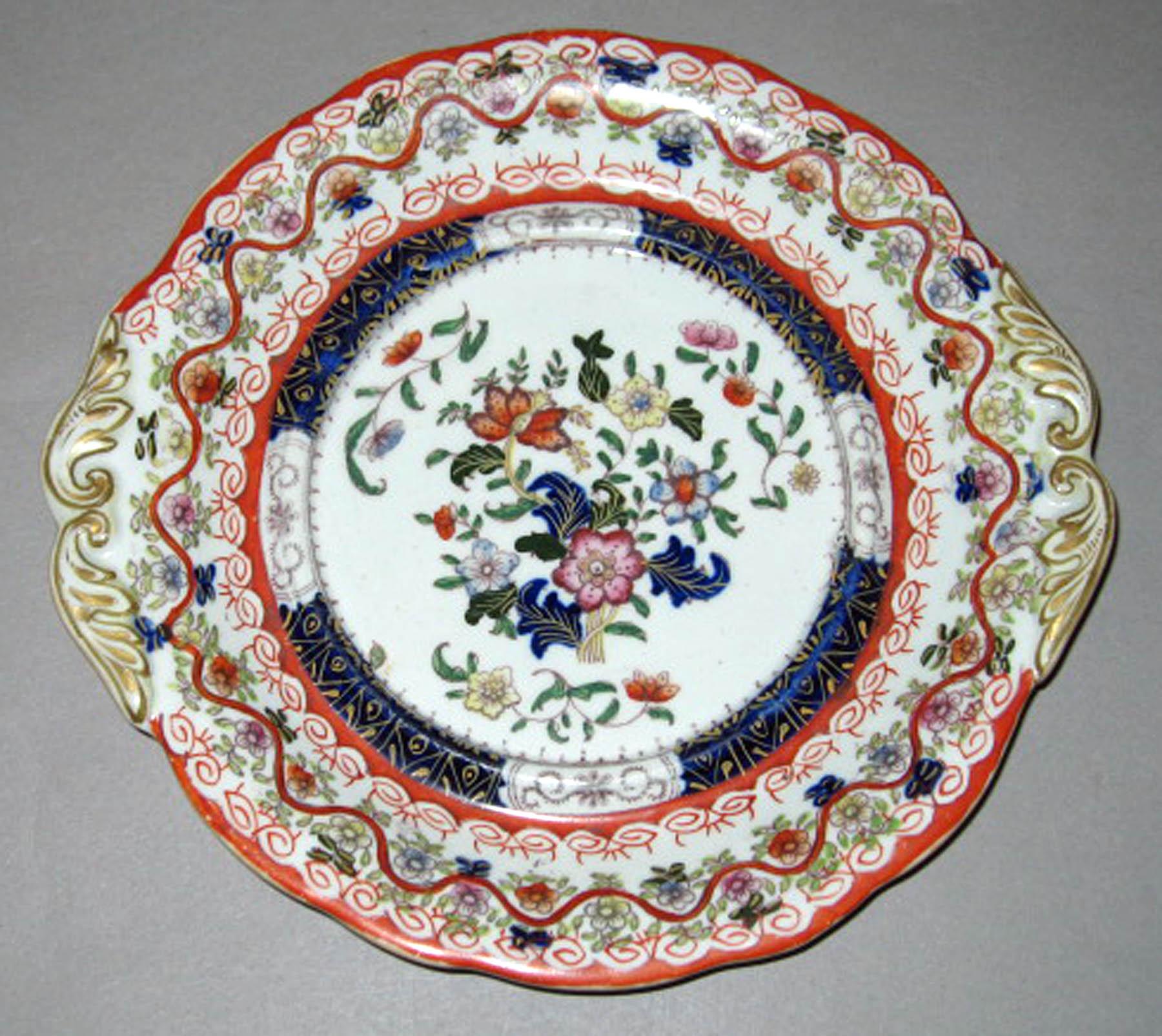 1973.0302.002 C Mason's ironstone tureen stand