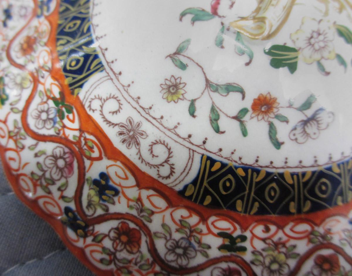 1973.0302.003 B Tureen, cover, detail 2