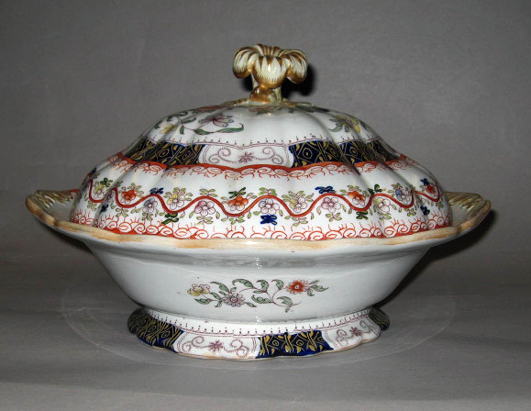 1973.0302.005 A, B Mason's ironstone dish