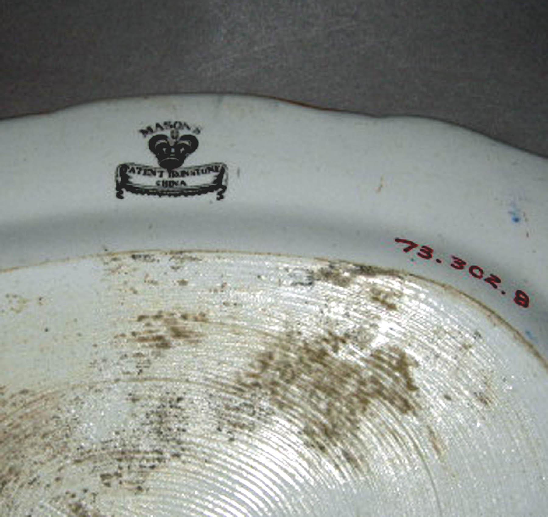 1973.0302.008 Mason's ironstone platter (underside)