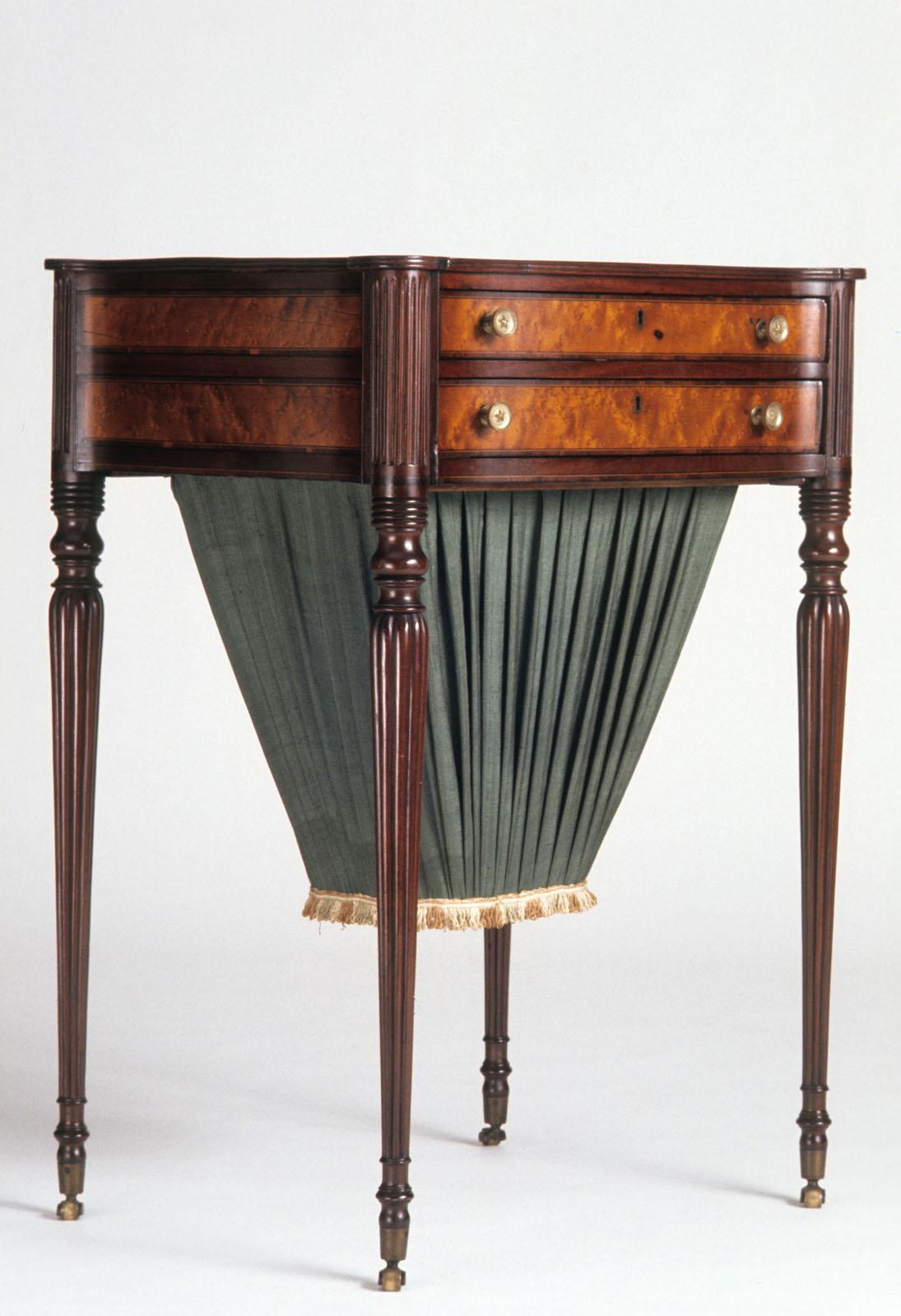 1957.0961 Table, view 2