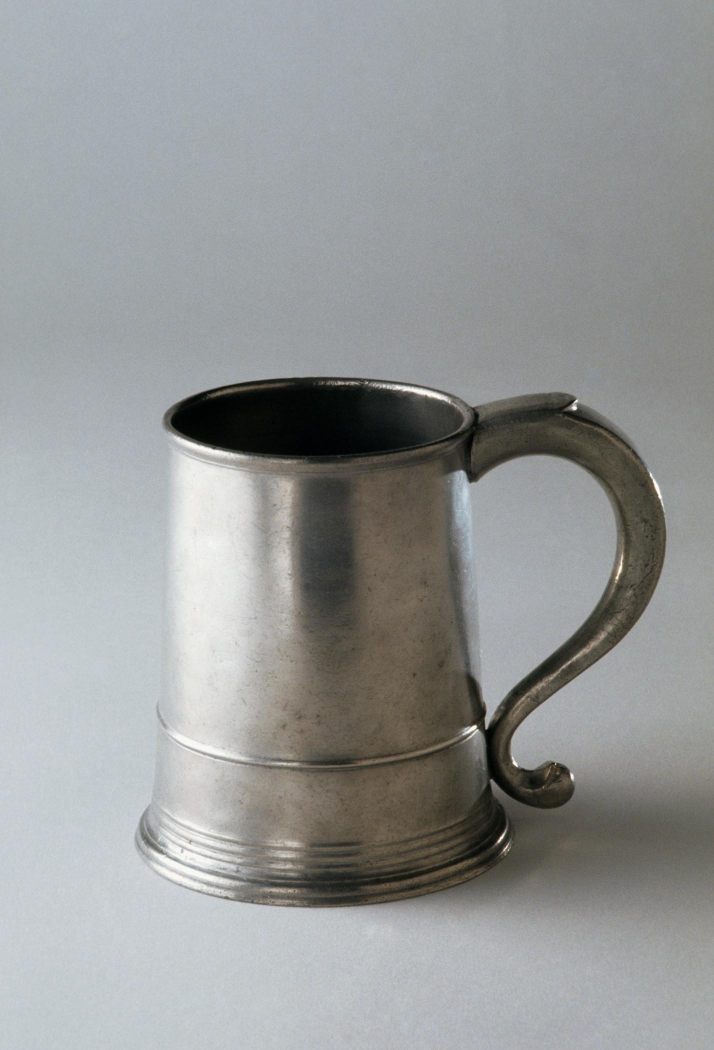 1973.0342 Pewter mug