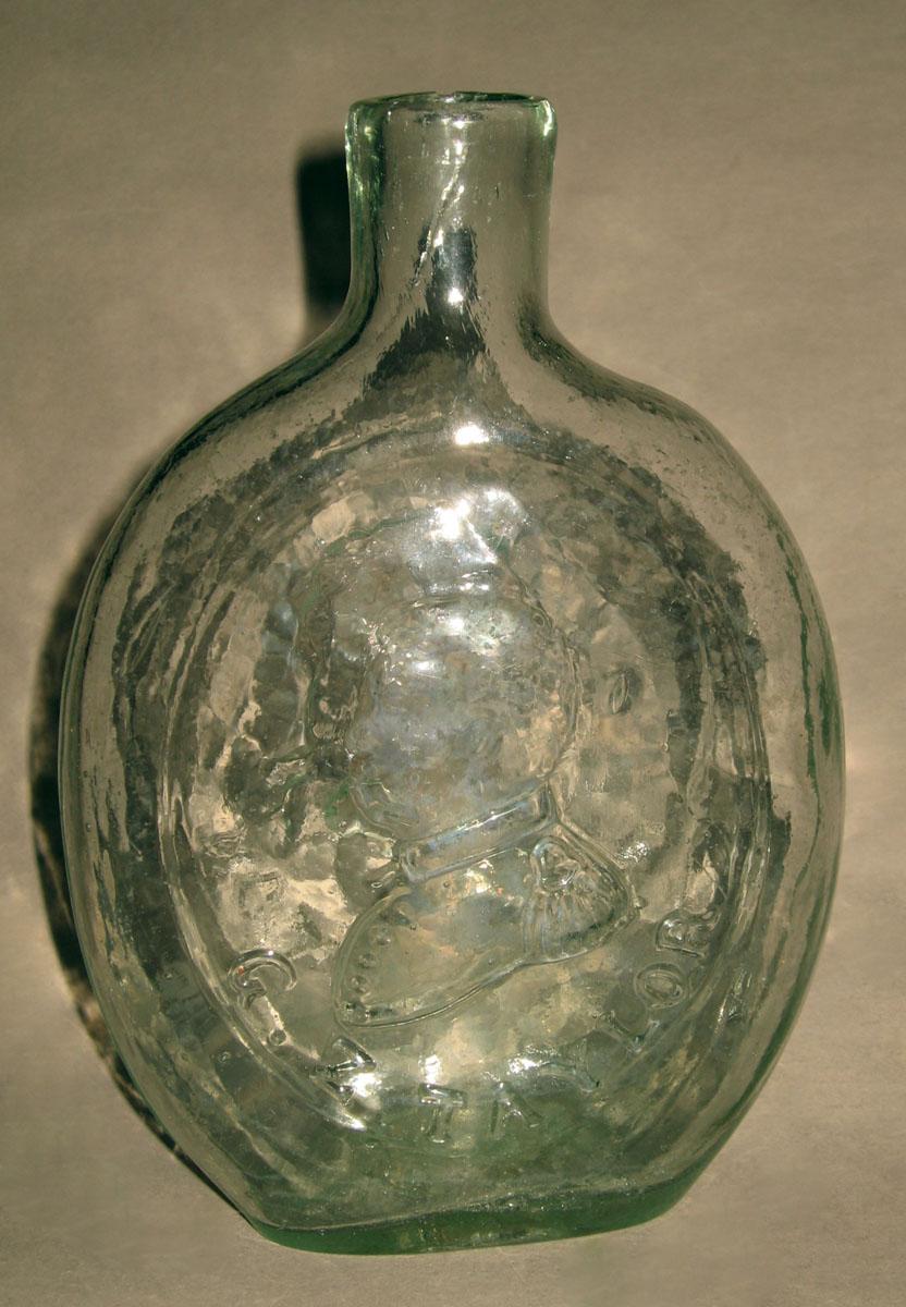 1973.0402.003 Glass flask (op.side)