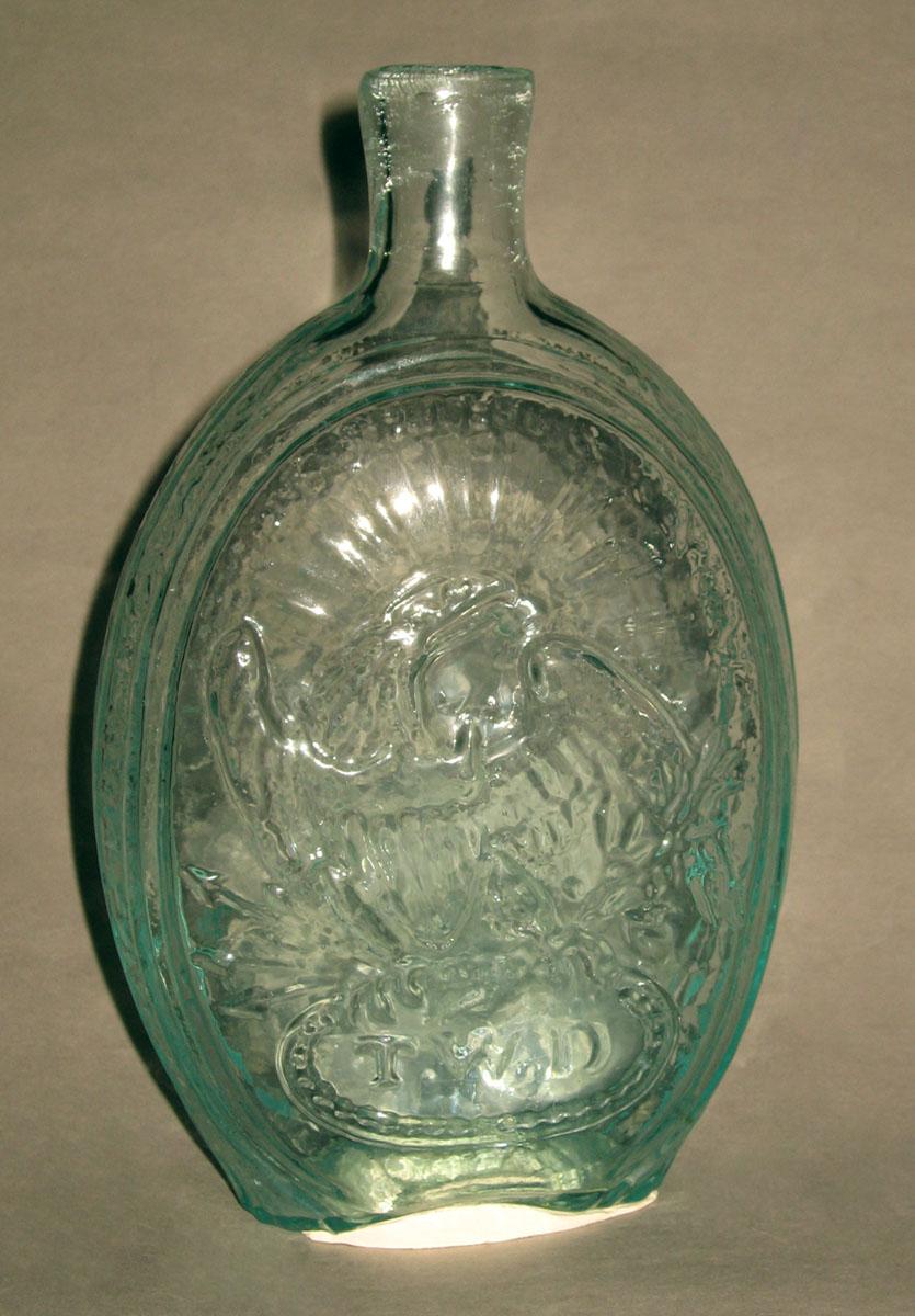 1973.0403.002 Glass flask (op.side)