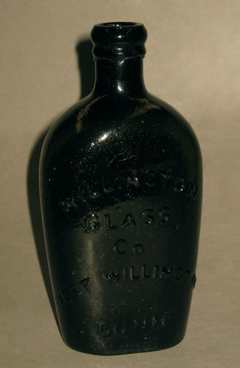 1973.0412.001 Glass flask (reverse)