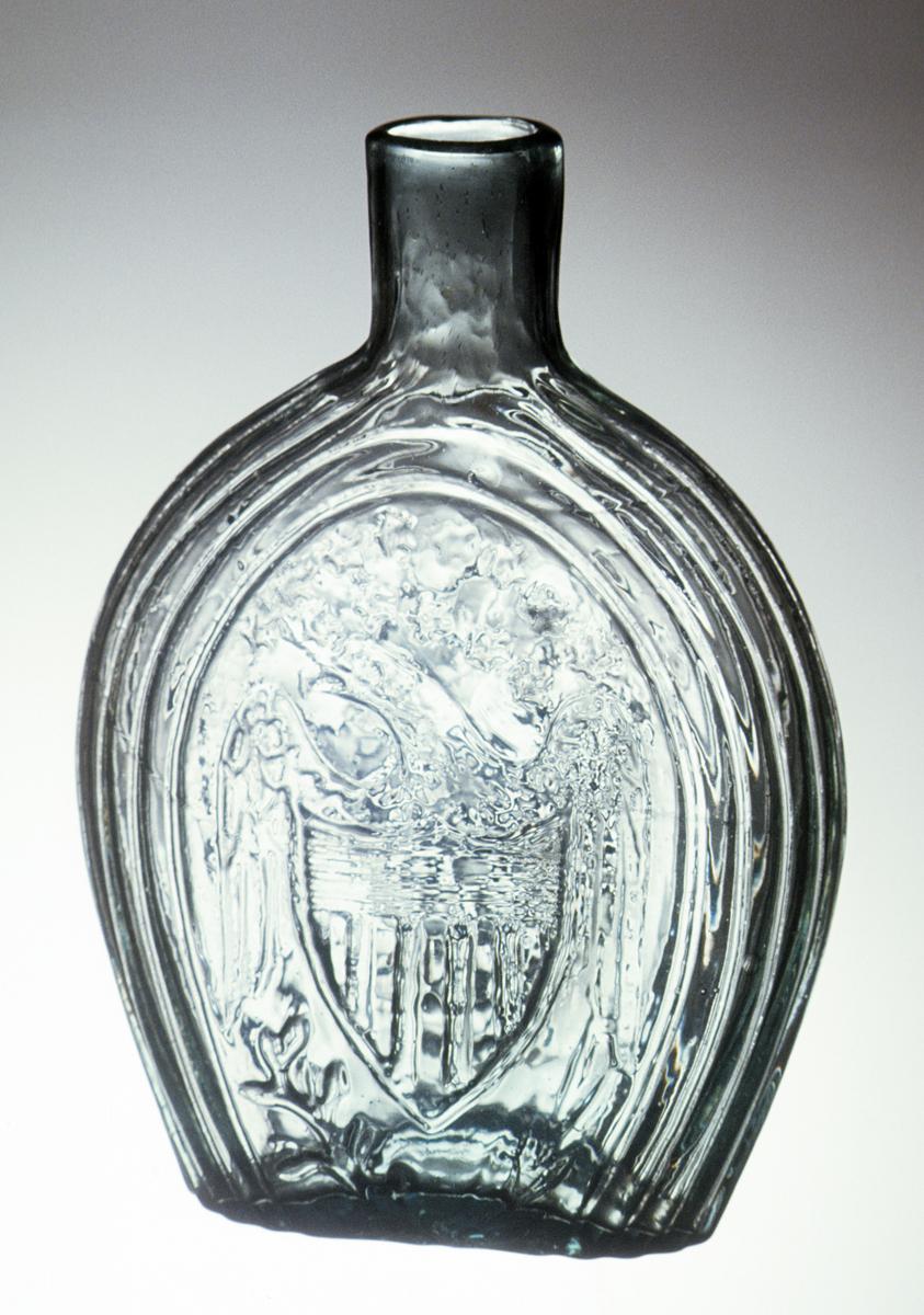 1973.0416.001 Glass flask