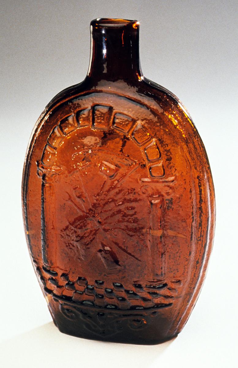 1973.0420.001 Flask, View 2
