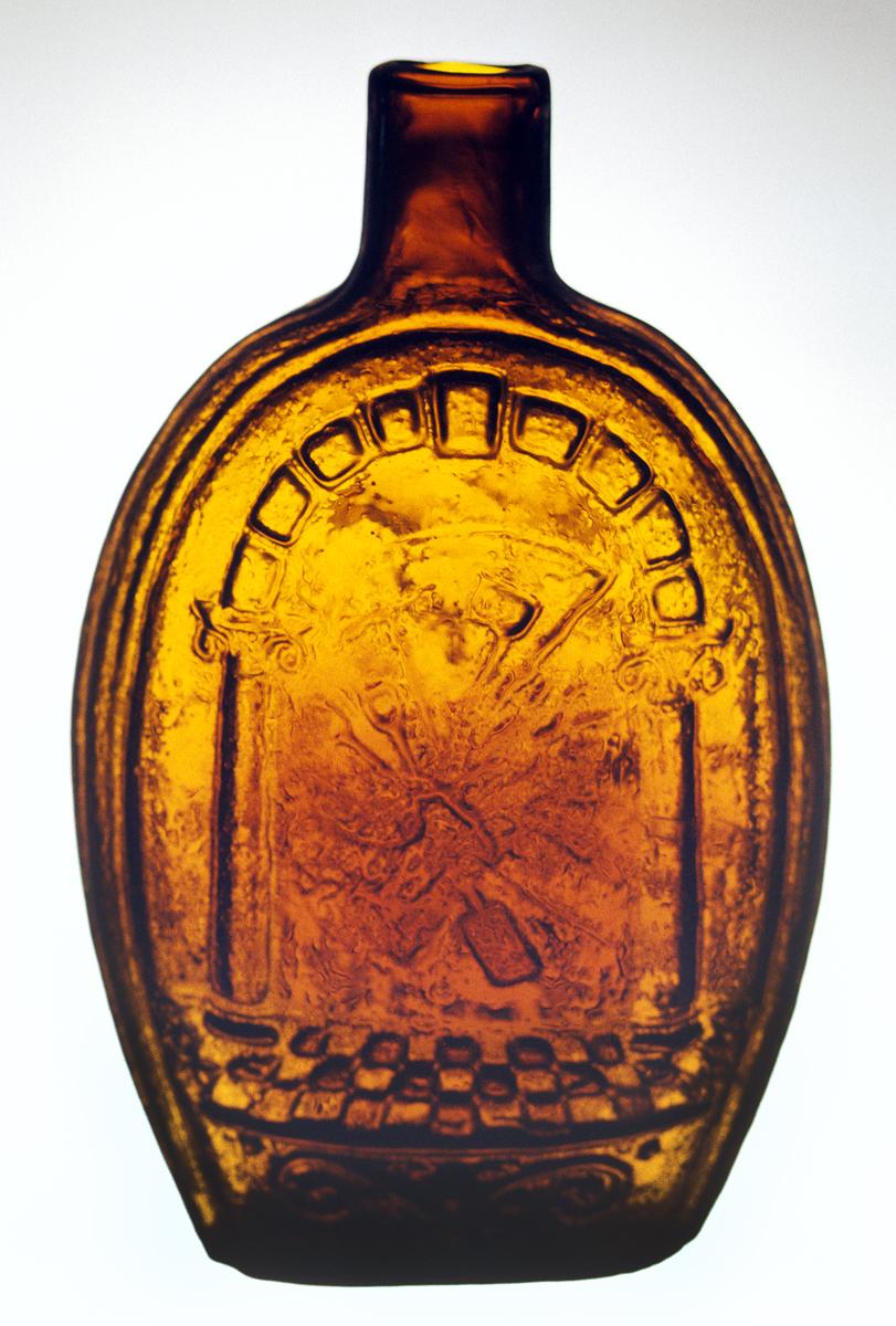 1973.0420.001 Glass Flask, View 2