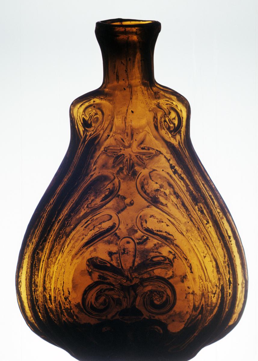 1973.0425.003 Flask