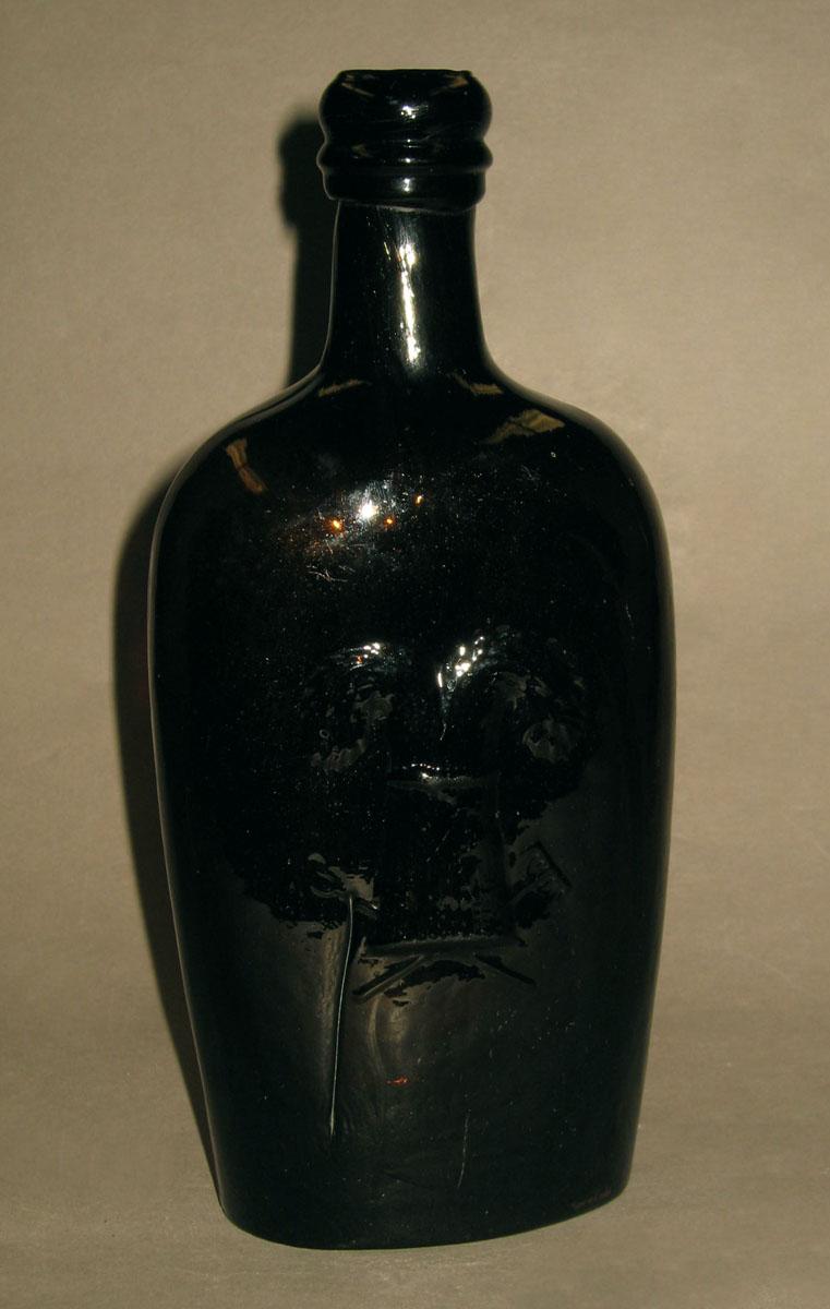 1973.0437.001 Glass flask
