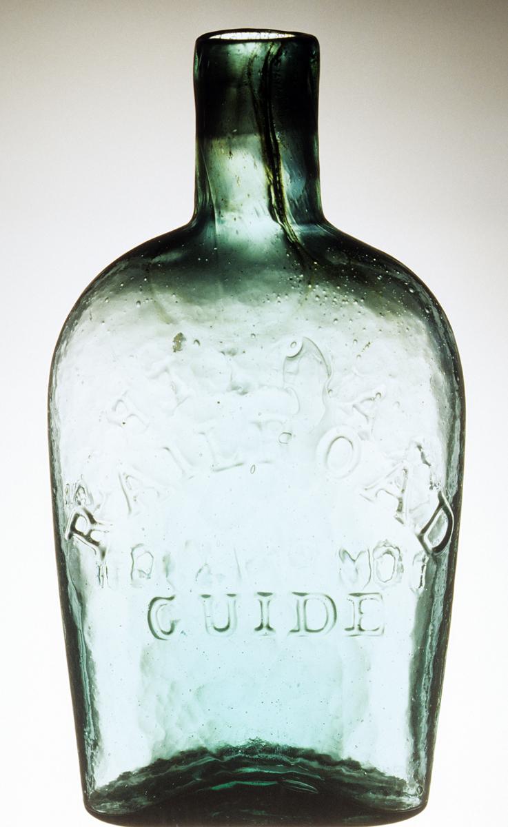 1973.0437.002 Flask, View 2