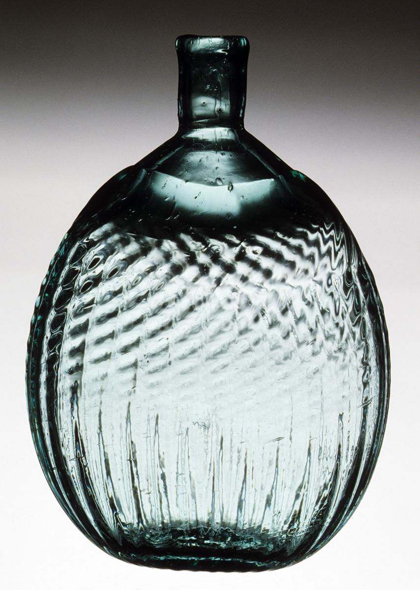 1973.0438.002 Glass Flask