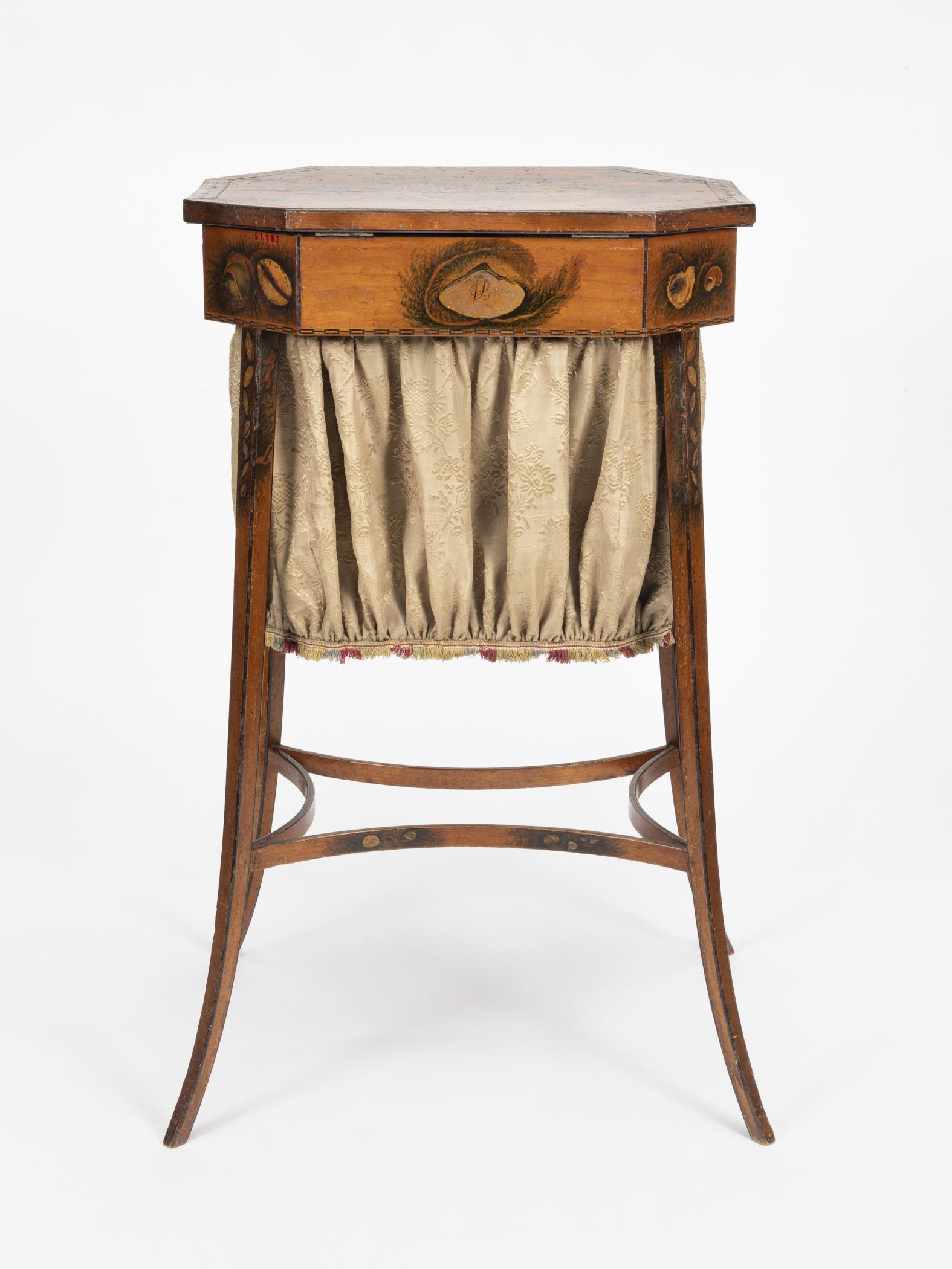 1957.0983 Table, view 4