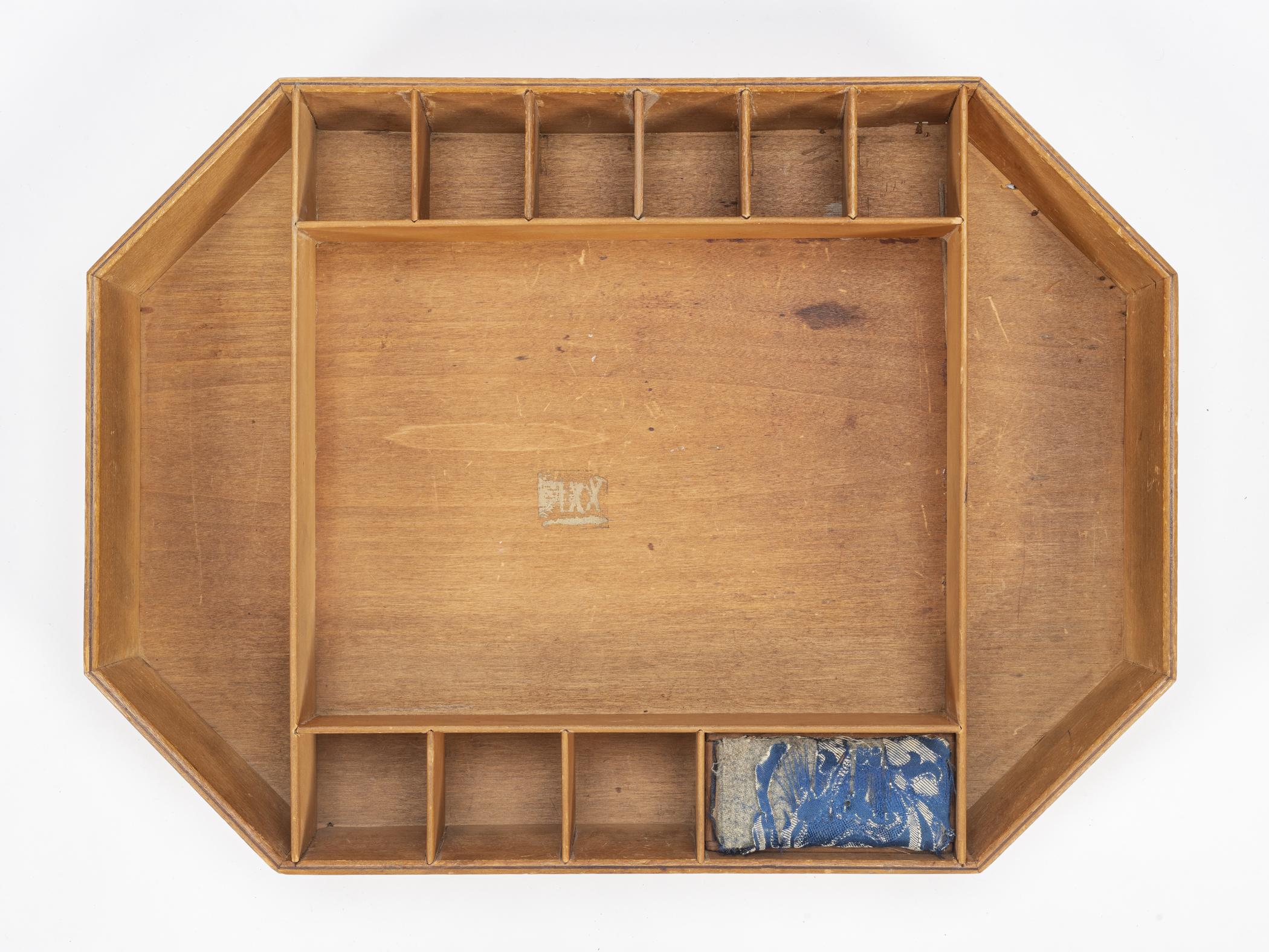 1957.0983 Table, detail 3, tray