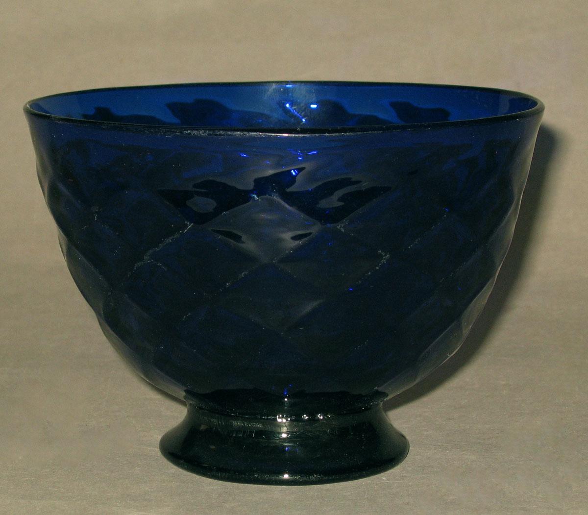 1973.0465 Blue glass finger bowl